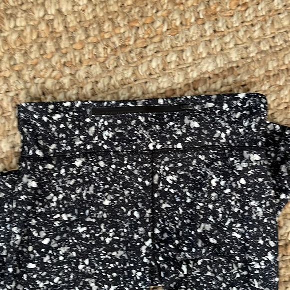 NIKE DRI-FIT LEGGINGS - Picture 6 of 6